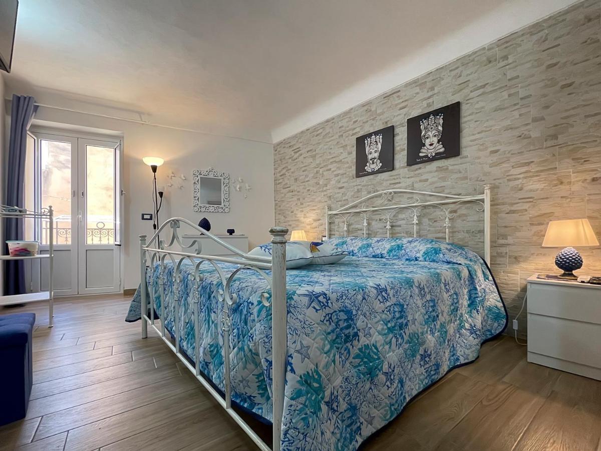 Domus Caricatore Sciacca Bagian luar foto