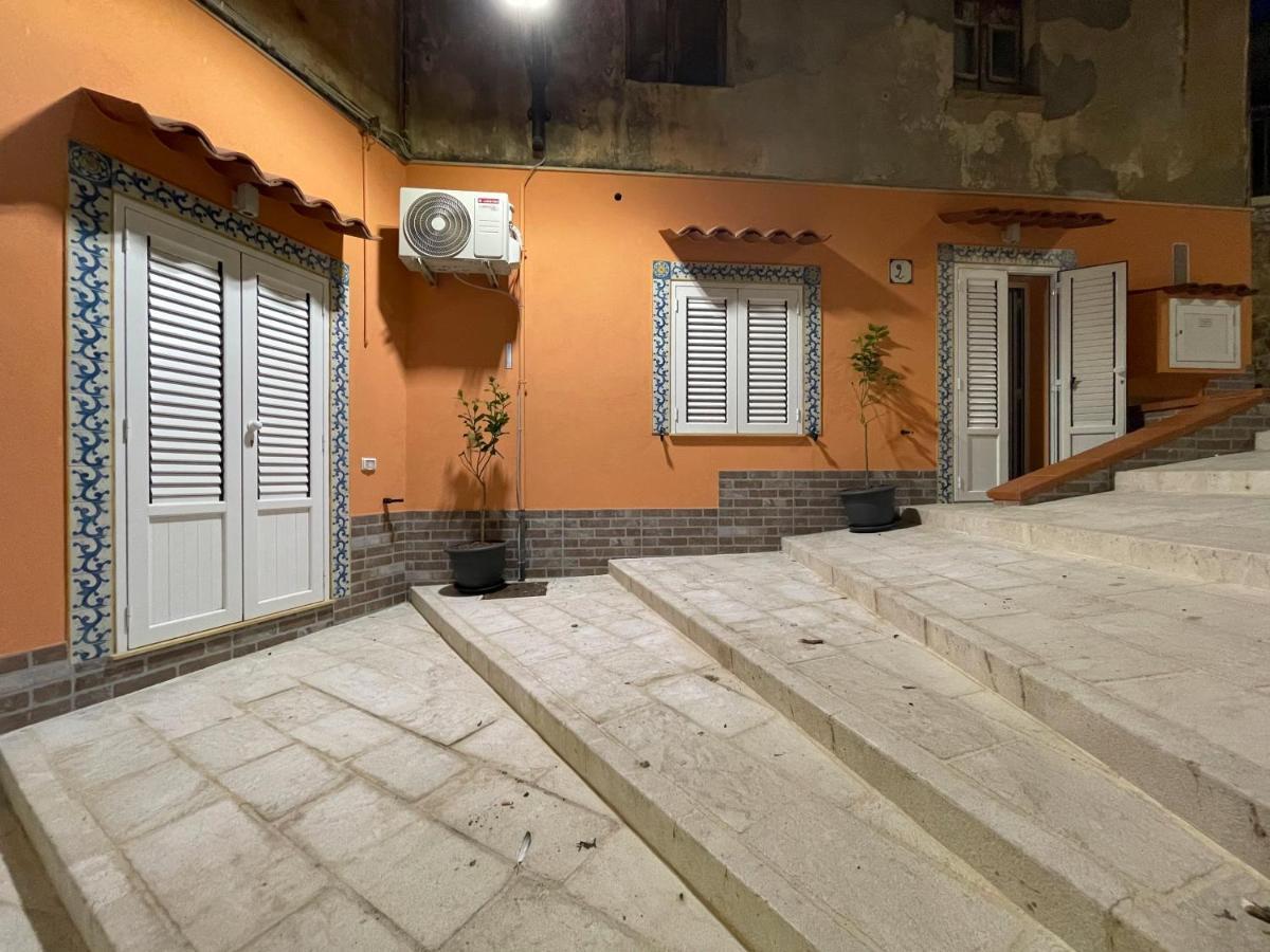 Domus Caricatore Sciacca Bagian luar foto